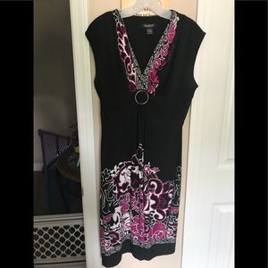 V neckline dress